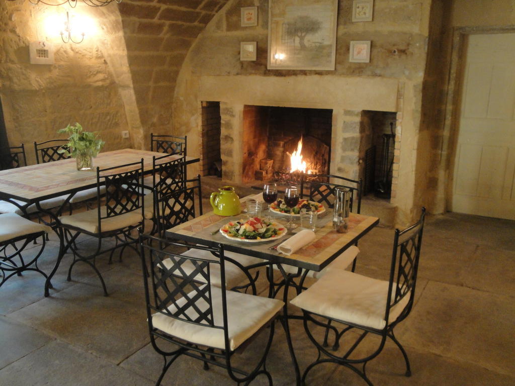 Bastide De La Treille Βίλα Montaren-et-Saint-Médiers Δωμάτιο φωτογραφία